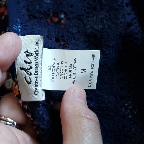 Flower Tank Top - Picture 7 of 8